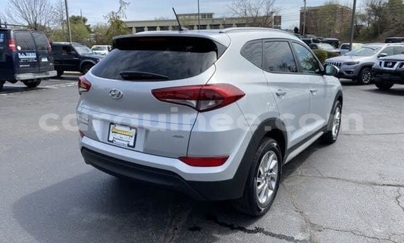 Acheter Occasion Voiture Hyundai Tucson Gris à Conakry, Conakry Acheter Occasion Voiture Hyundai Tucson Gris à Conakry, Conakry
