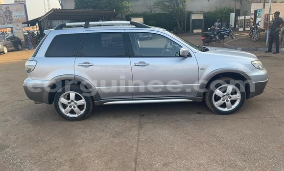 Acheter Occasion Voiture Mitsubishi Outlander Gris à Conakry, Conakry Acheter Occasion Voiture Mitsubishi Outlander Gris à Conakry, Conakry