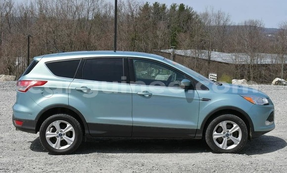 Acheter Occasion Voiture Ford Escape Bleu à Conakry, Conakry Acheter Occasion Voiture Ford Escape Bleu à Conakry, Conakry