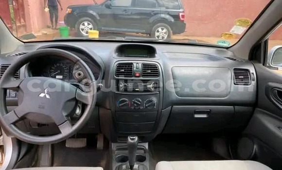 Acheter Occasion Voiture Mitsubishi Spacestar Gris à Conakry, Conakry Acheter Occasion Voiture Mitsubishi Spacestar Gris à Conakry, Conakry