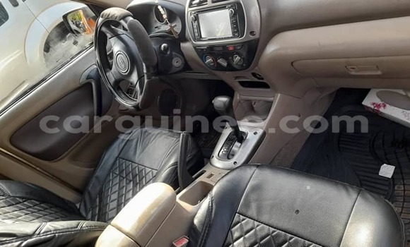 Buy Used Toyota RAV4 Silver Car in Conakry in Conakry Buy Used Toyota RAV4 Silver Car in Conakry in Conakry