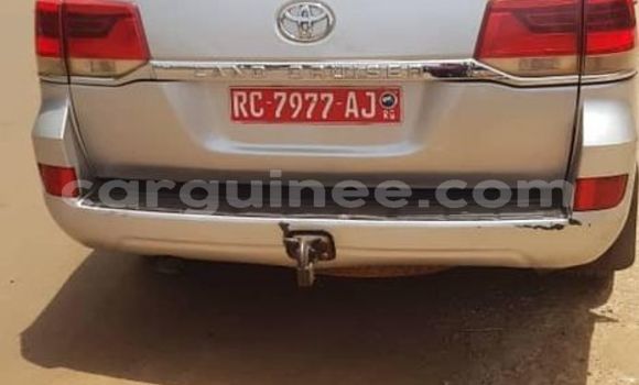 Buy Used Toyota Land Cruiser Silver Car in Conakry in Conakry Buy Used Toyota Land Cruiser Silver Car in Conakry in Conakry