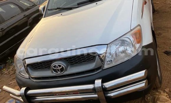 Acheter Occasion Voiture Toyota Hilux Blanc à Conakry, Conakry
