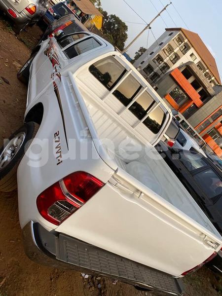 Big with watermark toyota hilux conakry conakry 7420