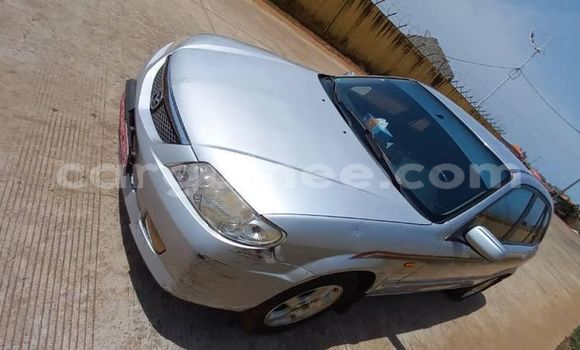 Acheter Occasion Voiture Mazda 323 Gris à Conakry, Conakry Acheter Occasion Voiture Mazda 323 Gris à Conakry, Conakry
