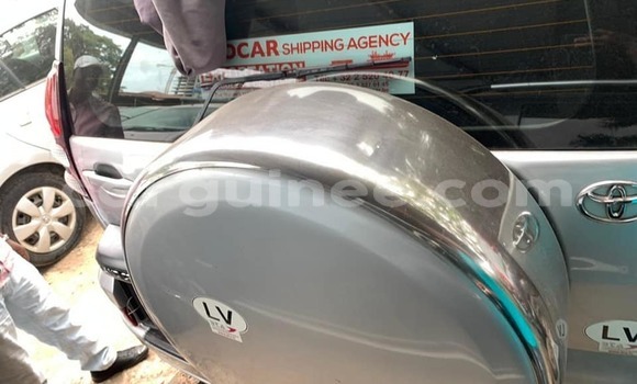 Acheter Occasion Voiture Toyota Land Cruiser Prado Gris à Conakry, Conakry Acheter Occasion Voiture Toyota Land Cruiser Prado Gris à Conakry, Conakry