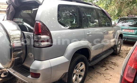Acheter Occasion Voiture Toyota Land Cruiser Prado Gris à Conakry, Conakry Acheter Occasion Voiture Toyota Land Cruiser Prado Gris à Conakry, Conakry