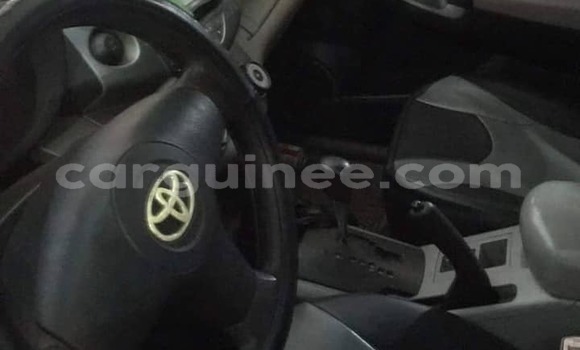 Acheter Occasion Voiture Toyota RAV4 Rouge à Conakry, Conakry Acheter Occasion Voiture Toyota RAV4 Rouge à Conakry, Conakry