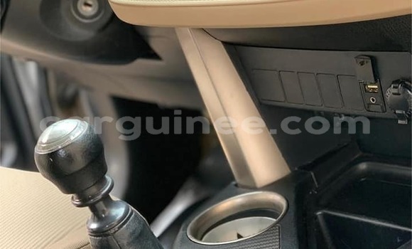 Acheter Occasion Voiture Toyota RAV4 Gris à Conakry, Conakry Acheter Occasion Voiture Toyota RAV4 Gris à Conakry, Conakry