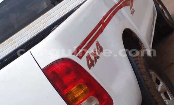 Acheter Occasion Voiture Toyota Hilux Blanc à Conakry, Conakry Acheter Occasion Voiture Toyota Hilux Blanc à Conakry, Conakry
