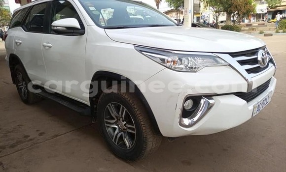 Buy Used Toyota Fortuner White Car in Conakry in Conakry Buy Used Toyota Fortuner White Car in Conakry in Conakry