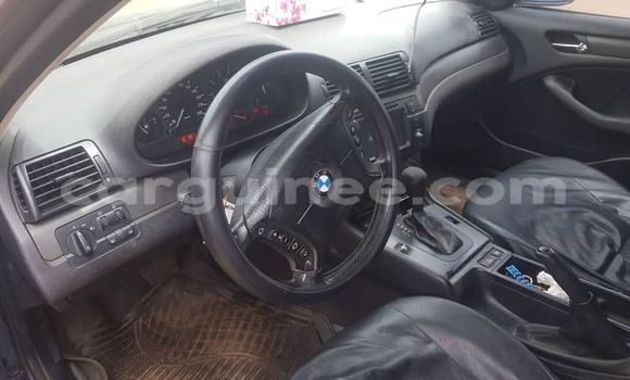 Acheter Occasion Voiture BMW 3–Series Bleu à Conakry, Conakry Acheter Occasion Voiture BMW 3–Series Bleu à Conakry, Conakry