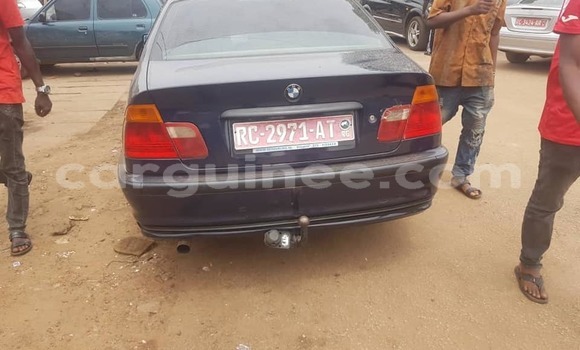 Acheter Occasion Voiture BMW 3–Series Bleu à Conakry, Conakry Acheter Occasion Voiture BMW 3–Series Bleu à Conakry, Conakry