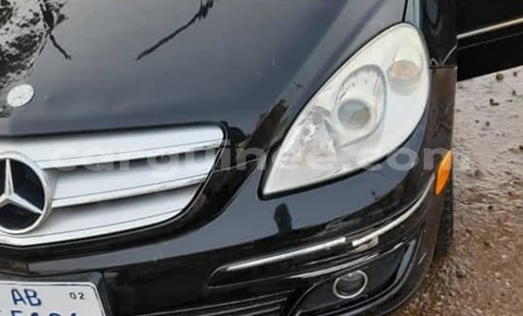 Acheter Occasion Voiture Mercedes-Benz B-klasse Noir à Conakry, Conakry Acheter Occasion Voiture Mercedes-Benz B-klasse Noir à Conakry, Conakry