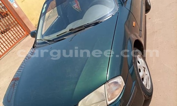 Acheter Occasion Voiture Mazda 323 Vert à Conakry, Conakry Acheter Occasion Voiture Mazda 323 Vert à Conakry, Conakry