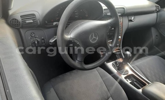 Acheter Occasion Voiture Mercedes-Benz C–Class Gris à Conakry, Conakry Acheter Occasion Voiture Mercedes-Benz C–Class Gris à Conakry, Conakry