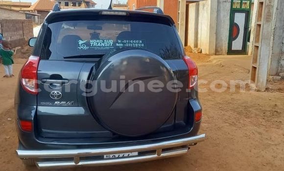 Acheter Occasion Voiture Toyota RAV4 Bleu à Conakry, Conakry Acheter Occasion Voiture Toyota RAV4 Bleu à Conakry, Conakry