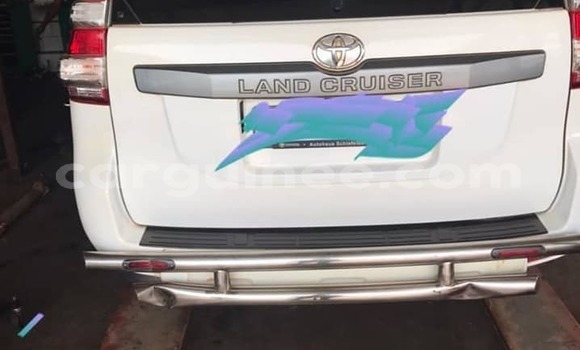 Acheter Occasion Voiture Toyota Land Cruiser Prado Blanc à Conakry, Conakry Acheter Occasion Voiture Toyota Land Cruiser Prado Blanc à Conakry, Conakry