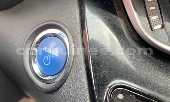 Buy Used Toyota C-HR Silver Car in Conakry in Conakry Buy Used Toyota C-HR Silver Car in Conakry in Conakry