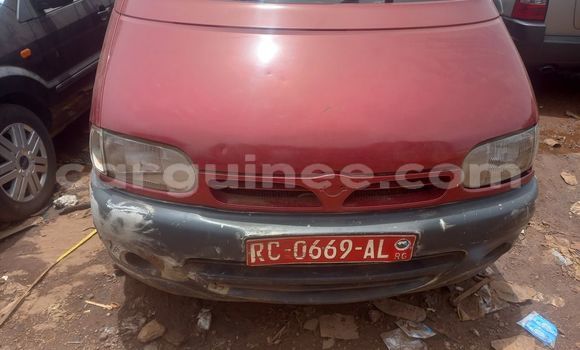 Acheter Occasion Voiture Nissan Vanette Rouge à Conakry, Conakry Acheter Occasion Voiture Nissan Vanette Rouge à Conakry, Conakry