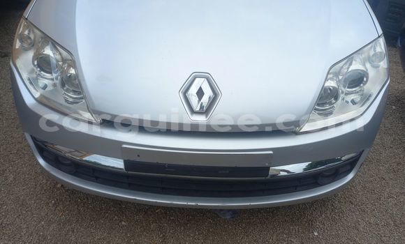 Buy Used Renault Logan Silver Car in Conakry in Conakry Buy Used Renault Logan Silver Car in Conakry in Conakry
