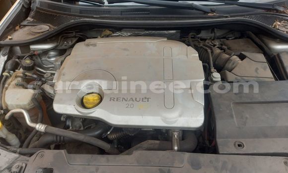 Buy Used Renault Logan Silver Car in Conakry in Conakry Buy Used Renault Logan Silver Car in Conakry in Conakry