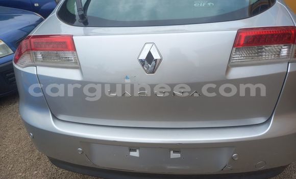 Buy Used Renault Logan Silver Car in Conakry in Conakry Buy Used Renault Logan Silver Car in Conakry in Conakry