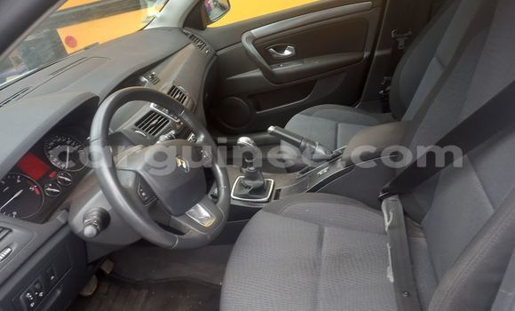 Buy Used Renault Logan Silver Car in Conakry in Conakry Buy Used Renault Logan Silver Car in Conakry in Conakry