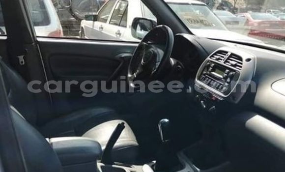 Buy Used Toyota RAV4 Beige Car in Conakry in Conakry Buy Used Toyota RAV4 Beige Car in Conakry in Conakry