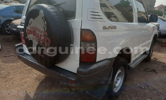 Buy Used Toyota Land Cruiser Prado White Car in Conakry in Conakry Buy Used Toyota Land Cruiser Prado White Car in Conakry in Conakry