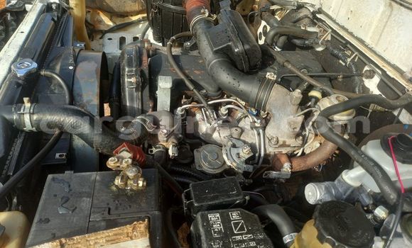 Buy Used Toyota Land Cruiser Prado White Car in Conakry in Conakry Buy Used Toyota Land Cruiser Prado White Car in Conakry in Conakry