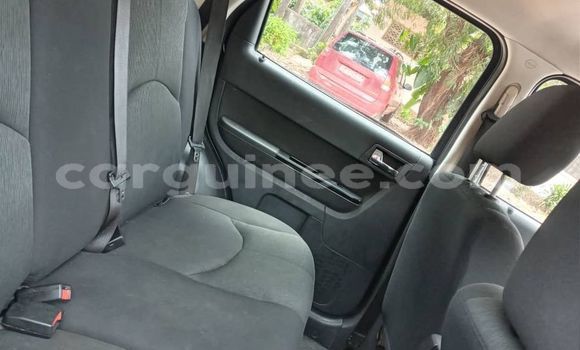 Buy Used Mazda Tribute Black Car in Conakry in Conakry Buy Used Mazda Tribute Black Car in Conakry in Conakry