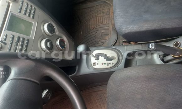 Buy Used Toyota Yaris Silver Car in Conakry in Conakry Buy Used Toyota Yaris Silver Car in Conakry in Conakry