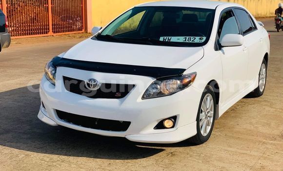 Buy Used Toyota Corolla White Car in Conakry in Conakry Buy Used Toyota Corolla White Car in Conakry in Conakry