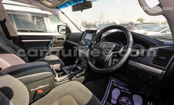 Buy Import Toyota Land Cruiser Black Car in Import - Dubai in Conakry Buy Import Toyota Land Cruiser Black Car in Import - Dubai in Conakry