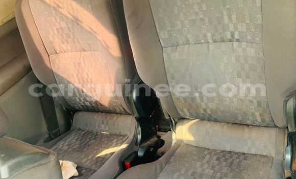 Acheter Occasion Voiture Toyota Avensis Verso Bleu à Conakry, Conakry Acheter Occasion Voiture Toyota Avensis Verso Bleu à Conakry, Conakry