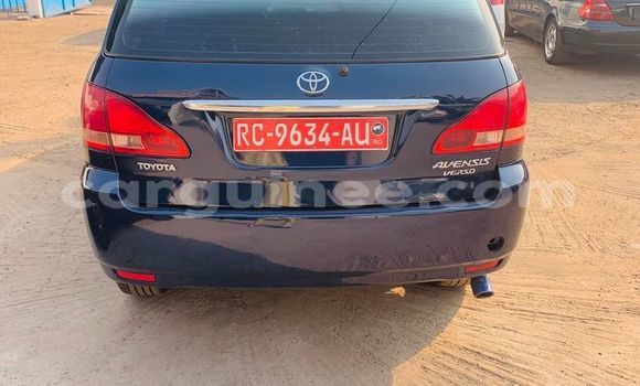 Acheter Occasion Voiture Toyota Avensis Verso Bleu à Conakry, Conakry Acheter Occasion Voiture Toyota Avensis Verso Bleu à Conakry, Conakry