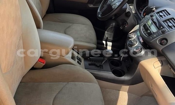 Buy Used Toyota RAV4 Blue Car in Conakry in Conakry Buy Used Toyota RAV4 Blue Car in Conakry in Conakry