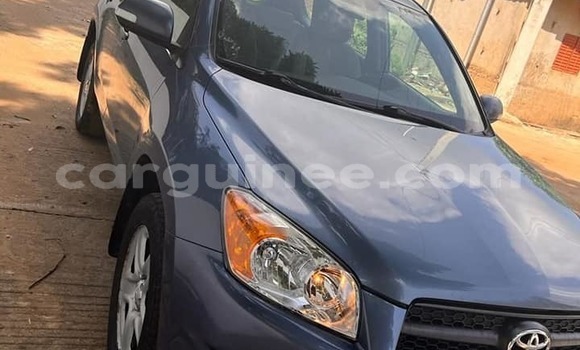 Buy Used Toyota RAV4 Blue Car in Conakry in Conakry Buy Used Toyota RAV4 Blue Car in Conakry in Conakry