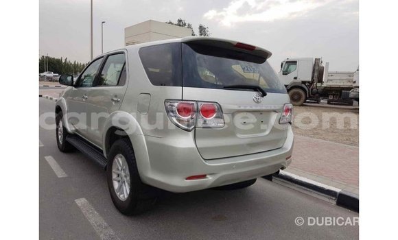 Acheter Import Voiture Toyota Fortuner Autre à Import - Dubai, Conakry Acheter Import Voiture Toyota Fortuner Autre à Import - Dubai, Conakry