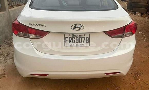 Buy Used Hyundai Elantra White Car in Conakry in Conakry Buy Used Hyundai Elantra White Car in Conakry in Conakry