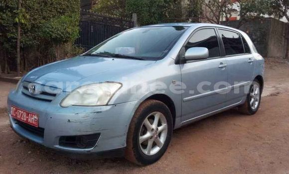 Buy Used Toyota Corolla Blue Car in Conakry in Conakry