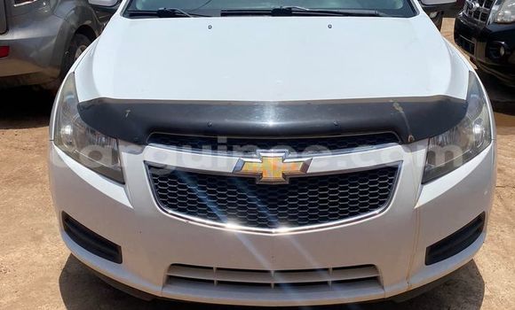 Buy Used Chevrolet Cruze White Car in Conakry in Conakry Buy Used Chevrolet Cruze White Car in Conakry in Conakry