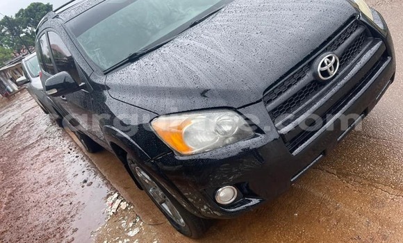 Acheter Occasion Voiture Toyota RAV4 Noir à Conakry, Conakry Acheter Occasion Voiture Toyota RAV4 Noir à Conakry, Conakry
