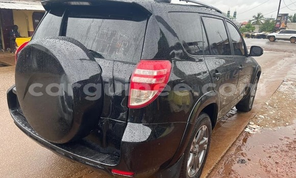 Acheter Occasion Voiture Toyota RAV4 Noir à Conakry, Conakry Acheter Occasion Voiture Toyota RAV4 Noir à Conakry, Conakry