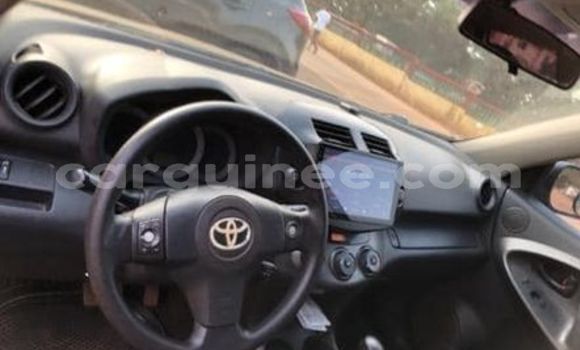 Acheter Occasion Voiture Toyota RAV4 Noir à Conakry, Conakry Acheter Occasion Voiture Toyota RAV4 Noir à Conakry, Conakry