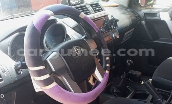 Acheter Occasion Voiture Toyota Land Cruiser Prado Blanc à Conakry, Conakry Acheter Occasion Voiture Toyota Land Cruiser Prado Blanc à Conakry, Conakry