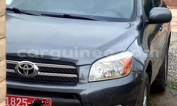 Acheter Occasion Voiture Toyota RAV4 Bleu à Conakry, Conakry Acheter Occasion Voiture Toyota RAV4 Bleu à Conakry, Conakry