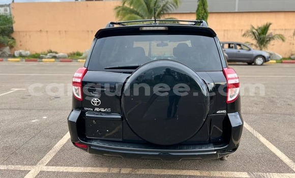 Acheter Occasion Voiture Toyota RAV4 Noir à Conakry, Conakry Acheter Occasion Voiture Toyota RAV4 Noir à Conakry, Conakry