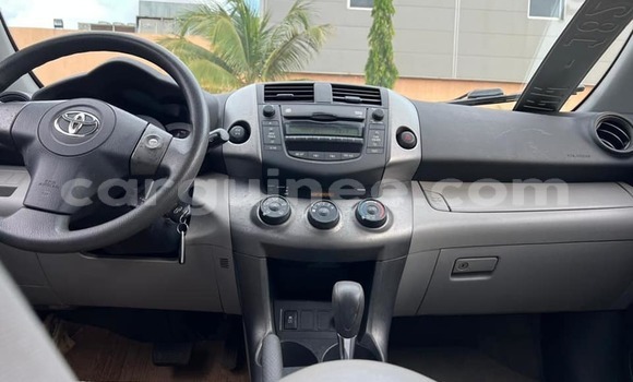 Acheter Occasion Voiture Toyota RAV4 Noir à Conakry, Conakry Acheter Occasion Voiture Toyota RAV4 Noir à Conakry, Conakry